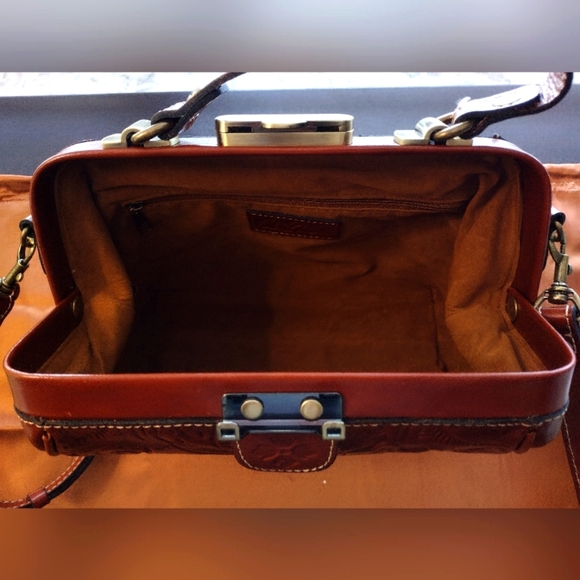 Patricia Nash Gracchi Leather Satchel - Picture 11 of 12